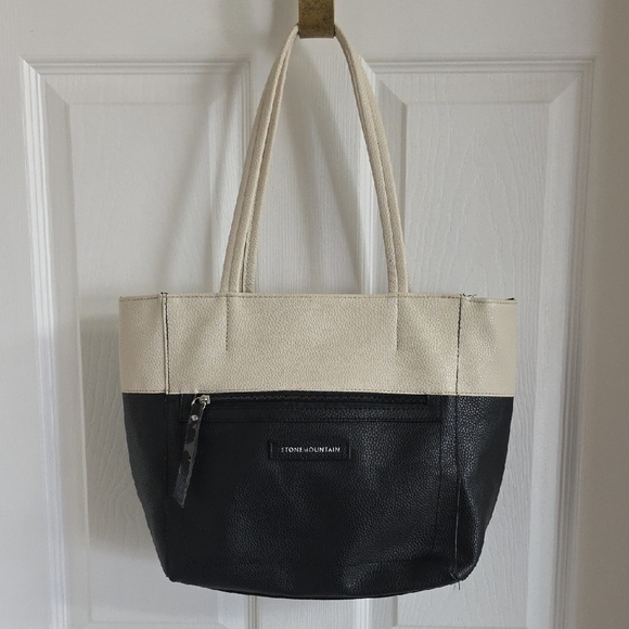 Stone Mountain USA Handbags - Stone Mountain USA Two-Tone Italian Leather Shoulder Bag/Purse/Hand Bag